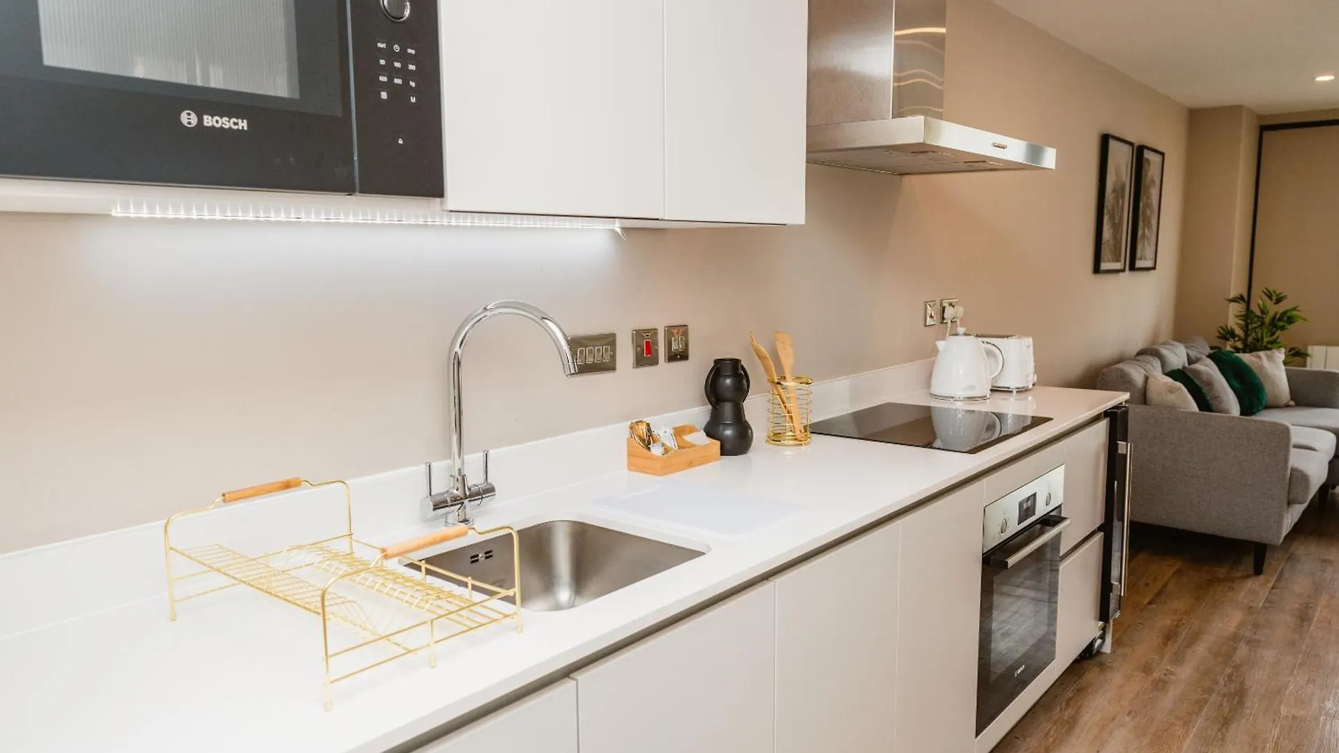 Apartment Vichy - The Glass House Vip Luxury Stay With Gym, Cinema & Gaming Rooms, And Work Space Access Kingston upon Hull United Kingdom